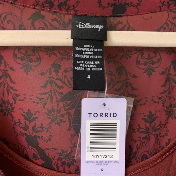 NWT Torrid Disney Villains Burgundy Chiffon Shirtdress Dress, size 4X - Picture 4 of 11